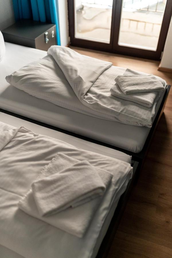 Henriettas Sleeping Vandrarhem Ulm Exteriör bild
